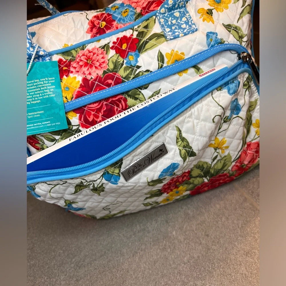Quilted Floral Travel Bag by Pioneer Woman w/ Adjustable Shoulder Strap
